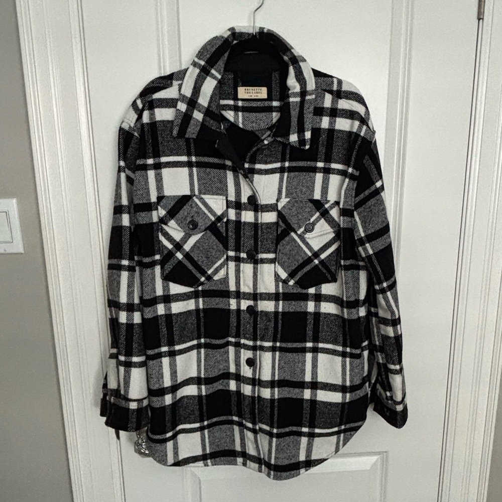 Brunette the Label Plaid Shacket - Blk sz. L/XL